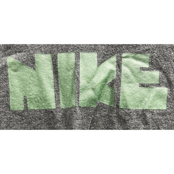 NIKE VTG dark gray green block lettering logo v Neck Streetwear grunge tee Sz S - Picture 3 of 4